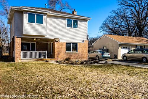 462 Longfellow, Deerfield, IL 60015