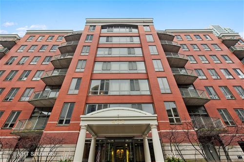 400 N Clinton Unit 404, Chicago, IL 60654