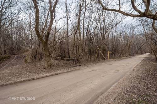 Lot 16 Manito, Algonquin, IL 60102