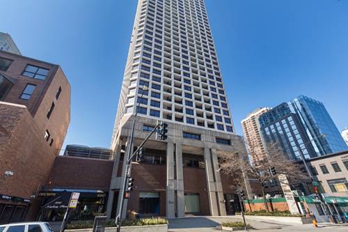 1030 N State Unit 33C, Chicago, IL 60610