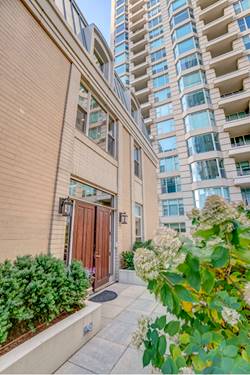 25 E Superior Unit 11B, Chicago, IL 60611