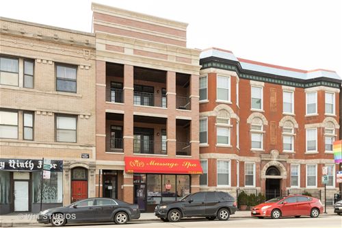 3410 N Halsted, Chicago, IL 60657