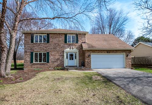 413 Iroquois, Naperville, IL 60563