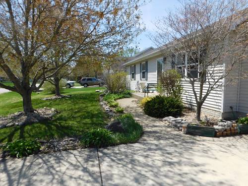 1025 Suzy, Lake Holiday, IL 60548