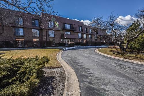 3950 Dundee Unit 201, Northbrook, IL 60062
