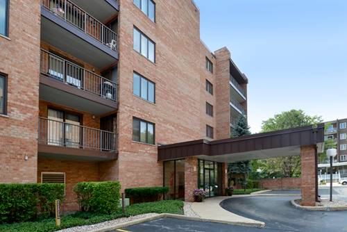 905 Center Unit 203, Des Plaines, IL 60016