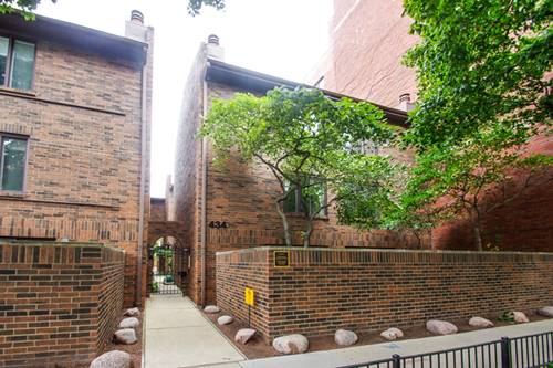 434 W Briar Unit 2, Chicago, IL 60657