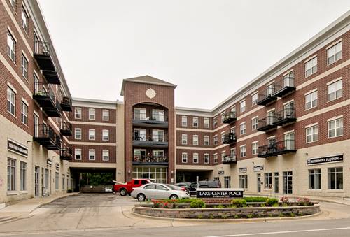 10 N Lake Unit 315, Grayslake, IL 60030