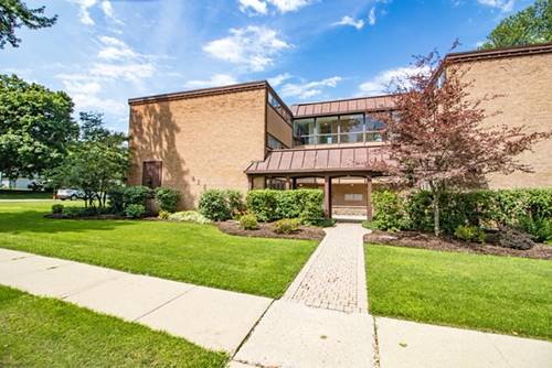 620 S Hough Unit B, Barrington, IL 60010