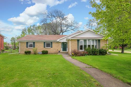 572 Clark, Hinckley, IL 60520