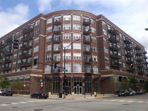 1000 W Adams Unit 408, Chicago, IL 60607