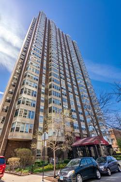 525 W Hawthorne Unit 805, Chicago, IL 60657