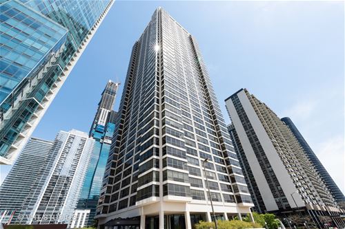 360 E Randolph Unit 3305, Chicago, IL 60601