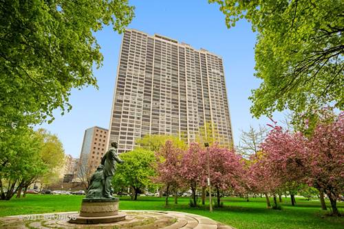 2800 N Lake Shore Unit 2301, Chicago, IL 60657