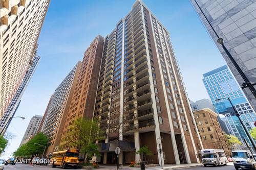 201 E Chestnut Unit 7F, Chicago, IL 60610