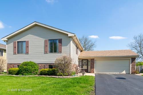 2350 Leeward, Hanover Park, IL 60133