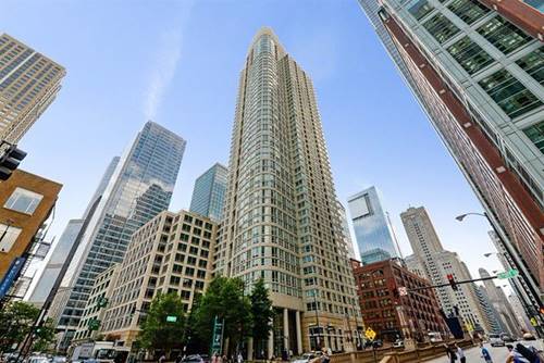 345 N LaSalle Unit 408, Chicago, IL 60610