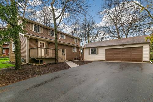 25721 W Lakeview, Wauconda, IL 60084