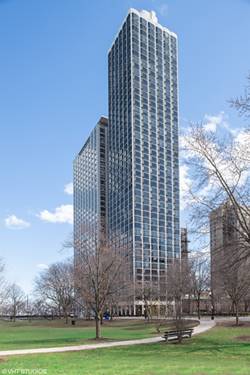 1555 N Astor Unit 31W, Chicago, IL 60610