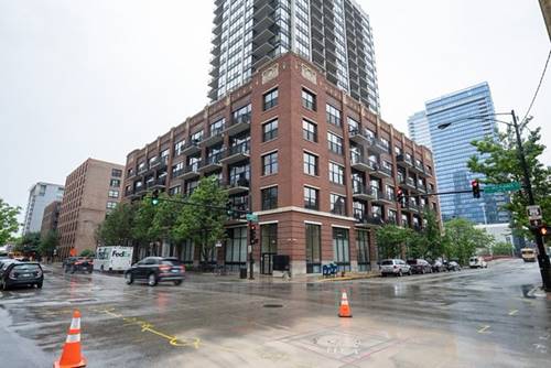 210 S Desplaines Unit 206, Chicago, IL 60661