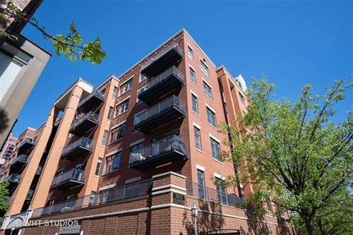 330 N Clinton Unit 302, Chicago, IL 60661