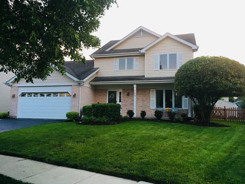 664 Stuart, Carol Stream, IL 60188