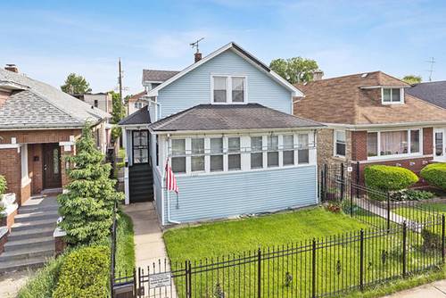 5449 W Kamerling, Chicago, IL 60651