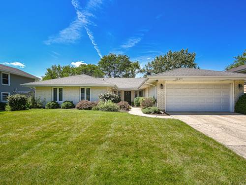 2S050 Taylor, Glen Ellyn, IL 60137