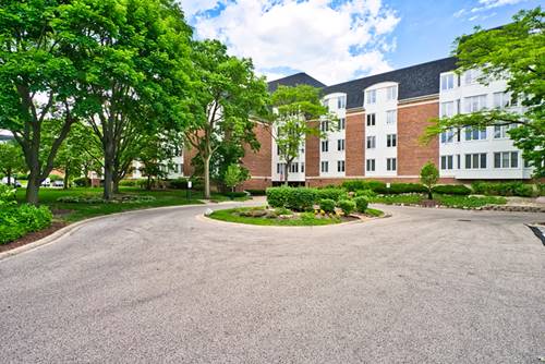 250 Lake Unit 243, Buffalo Grove, IL 60089