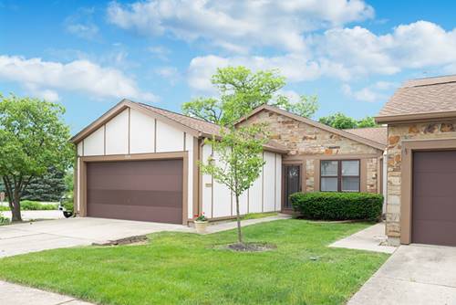 946 Wheaton Oaks, Wheaton, IL 60187