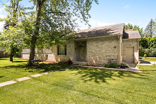 1071 Crest, Addison, IL 60101