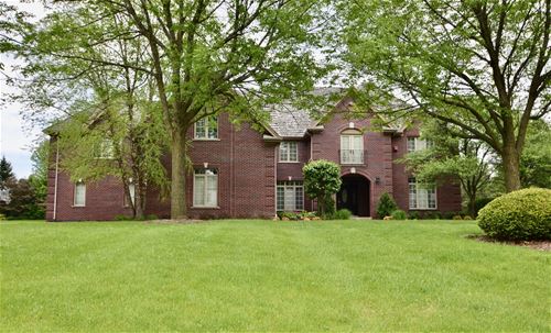 43 Candlewood, North Barrington, IL 60010