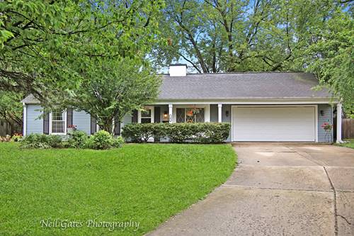 10 Circle, Montgomery, IL 60538