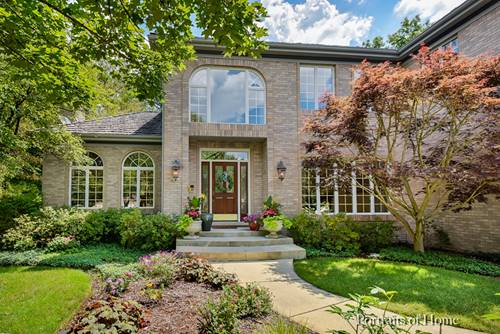 277 E Arboretum, Wheaton, IL 60189