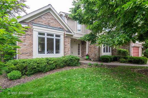 2564 Cotswolds, Northbrook, IL 60062