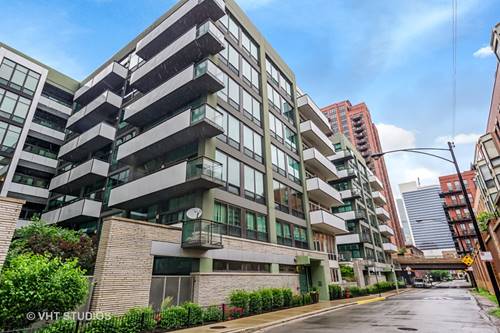 660 W Wayman Unit 104B, Chicago, IL 60661