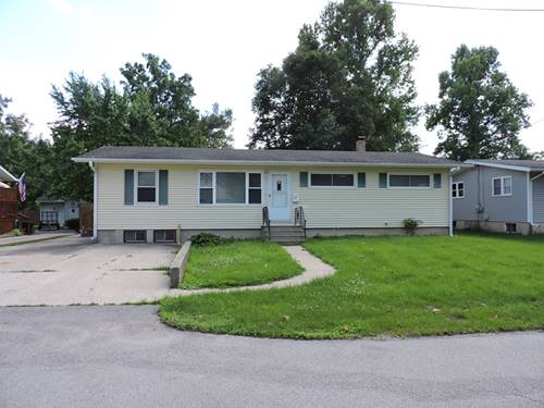 614 W 1st, Sandwich, IL 60548