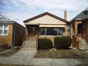 4950 W Carmen, Chicago, IL 60630