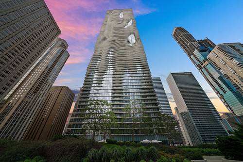 225 N Columbus Unit 7705, Chicago, IL 60601