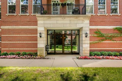 247 W Scott Unit 202, Chicago, IL 60610