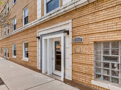 1347 W Eddy Unit 405, Chicago, IL 60657