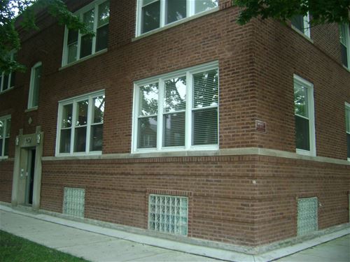 4252 N Spaulding Unit 1B, Chicago, IL 60618