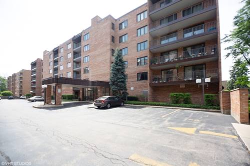 905 Center Unit 306, Des Plaines, IL 60016