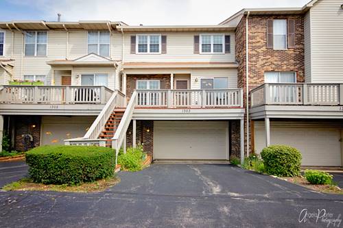 1303 S Parkside Unit B3, Palatine, IL 60067