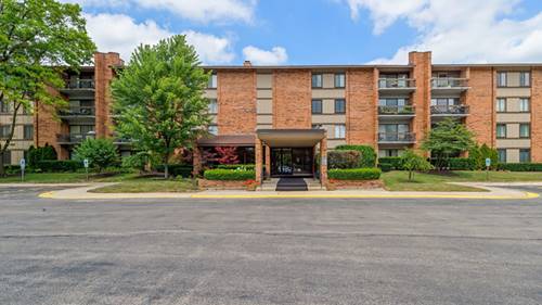 201 Lake Hinsdale Unit 203, Willowbrook, IL 60527