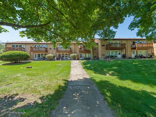 2200 Arbor Unit 2, Downers Grove, IL 60515