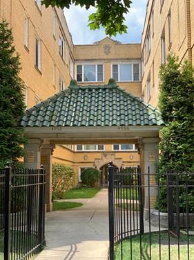 4954 N Spaulding Unit 3, Chicago, IL 60625