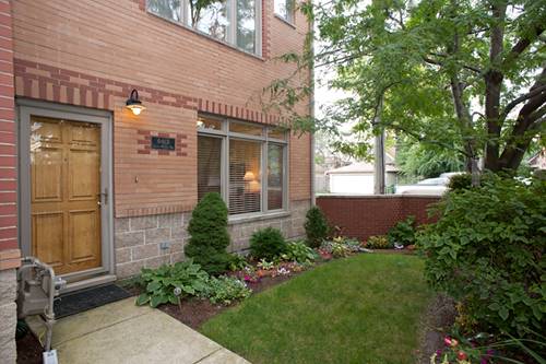 641 S Maple Unit N, Oak Park, IL 60304