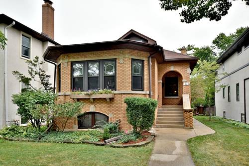 824 N Harvey, Oak Park, IL 60302