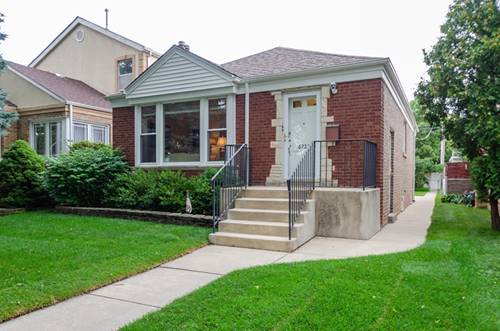 6221 N Kedvale, Chicago, IL 60646